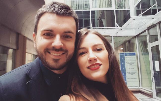 Экс-участница "Холостяка" крестила сына Григория Решетника