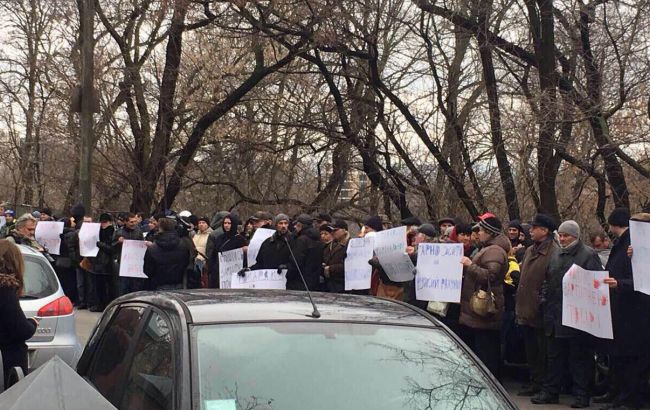 СМИ: возле центрального офиса "Укргаздобычи" проходит митинг