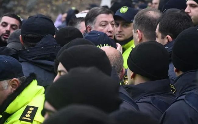 В Грузии возобновились массовые протесты