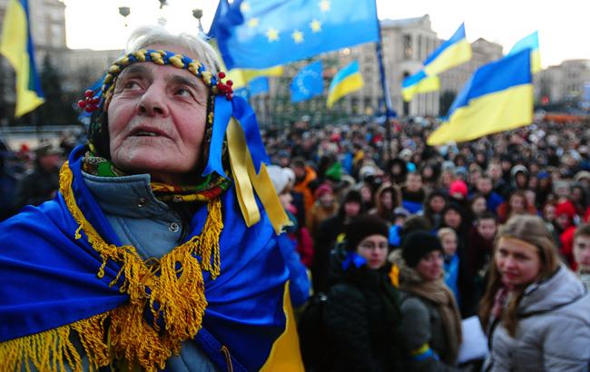 В МИД РФ предложили выяснить, "кто такой украинский народ"