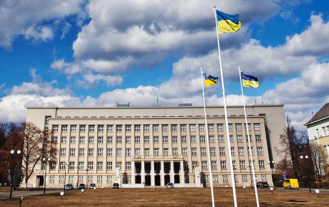 На Закарпатті 15 березня зробили вихідним днем на честь відзначення Карпатської України