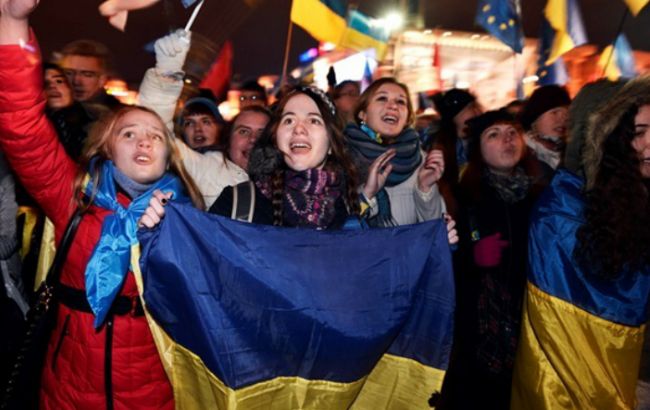Численность населения Украины за февраль сократилась до 42,89 млн человек