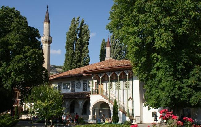 "Что-то исконно русское": в сети показали новые "пейзажи" Крыма (фото)