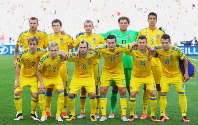 У збірної України визначилися з кольором форми на матч з Фінляндією