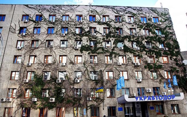 Луганский "Укравтодор" завысил стоимость ремонта дорог на 294 млн грн