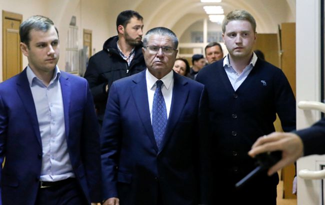 Арешт Улюкаєва: Слідком РФ заявив про викриваючі сліди на руках міністра економіки