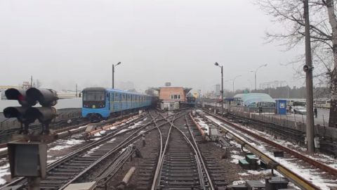 Украинцев восхитило 25-секундное видео поездки в метро от "Лесной" до "Академгородка"