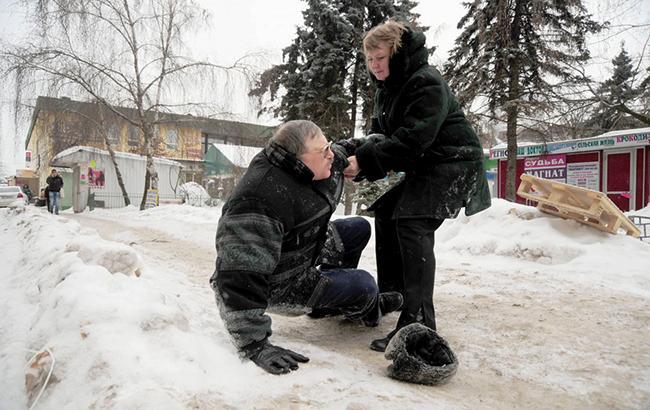 Синоптики попереджають про сніг та ожеледицю у Києві