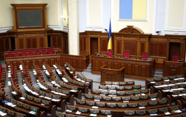 Партия Порошенко опережает ОПЗЖ, - рейтинг