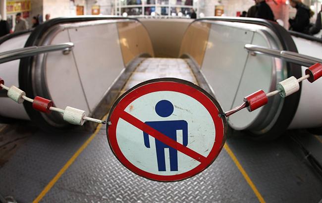 "Носильщик чемоданов вместо эскалатора": в Праге "намудрили" при постройке станции метро