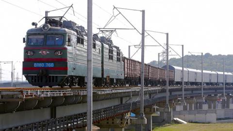 "Говорила по телефону": у Кіровоградській області вантажний поїзд збив жінку