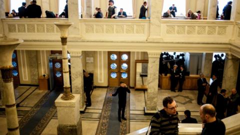 Регламентный комитет ВР предлагает закрыть кулуары парламента для журналистов