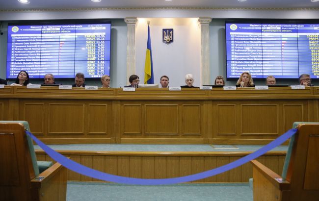 ЦВК затвердила кошториси виборчих округів на 100 млн гривень