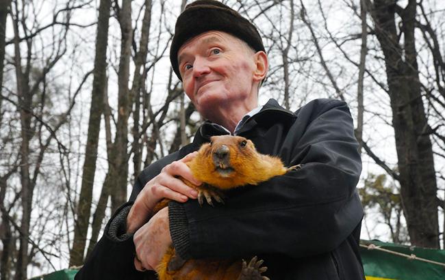 Харьковский сурок Тимка предсказал, какой будет весна в этом году (видео)