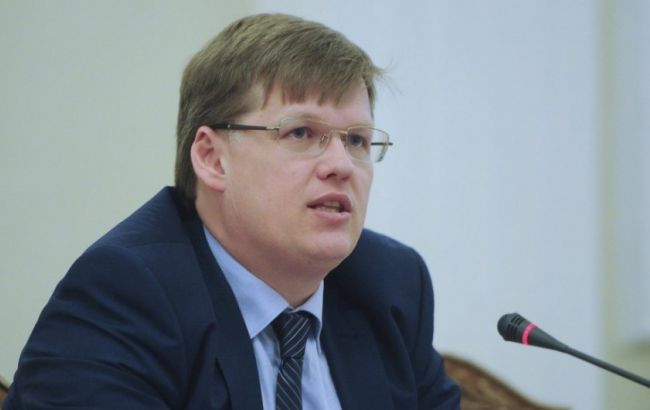 Розенко обещает повышенные выплаты одиноким матерям в полном объеме