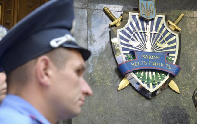 В Киеве прокуратура сообщила о подозрении насильнику и шантажисту