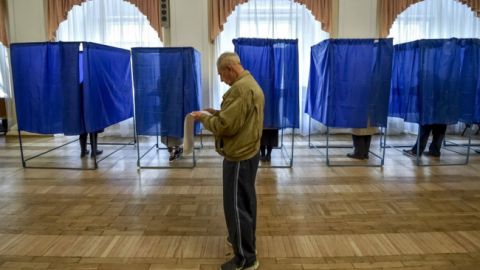 Во время Национального экзит-пола опросят 17 тысяч избирателей