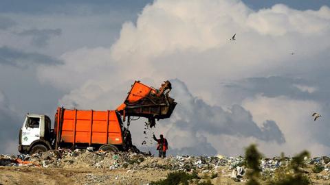 Львівська міськрада виділила 25 млн гривень на вивезення сміття