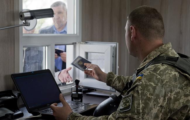 КПВВ на лінії зіткнення сьогодні перейшли на літній режим роботи