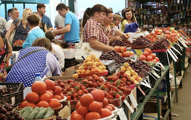 "Почем ягоды?": цены на фрукты в этом году неприятно удивят украинцев