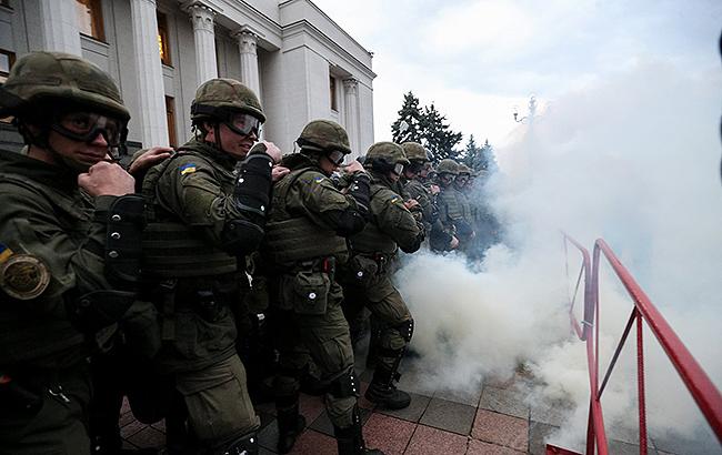 Сутички під Радою: опубліковано відео