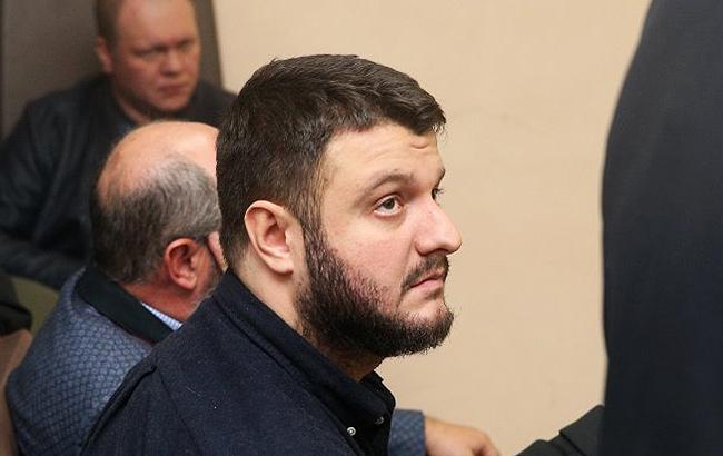 Суд знову арештував нерухомість та акції сина Авакова