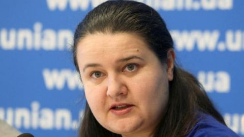 Консультації з місією МВФ щодо нової програми тривають, - Маркарова