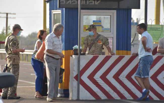 КПВВ на Донбассе переходят на летний режим работы