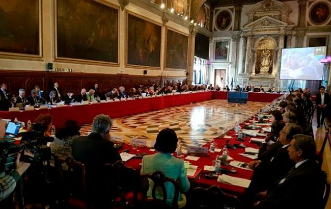 Венецианка отложила рассмотрение закона об олигархах на январь