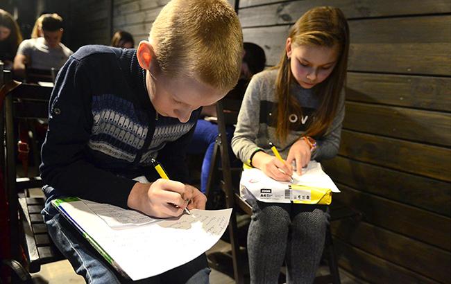 Їх пам'ятають: у Львові запустили марафон написання листів політв`язням Кремля