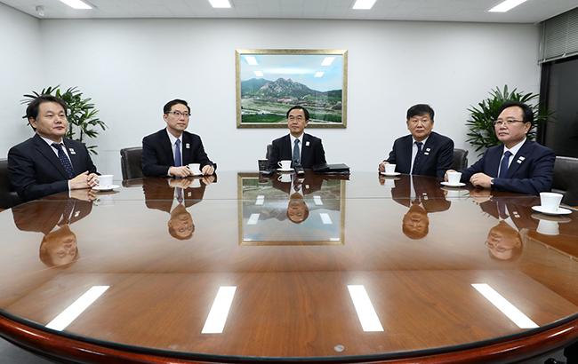 Переговори з КНДР: Сеул і Пхеньян домовилися відновити "гарячу" військову лінію