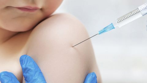 Под Хмельницким ребенок умер сразу после укола: названа причина