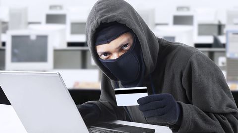 В Facebook появился новый вид мошенничества: как не стать жертвой