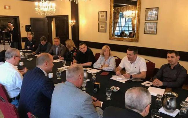 Геращенко находится с рабочим визитом в Канаде