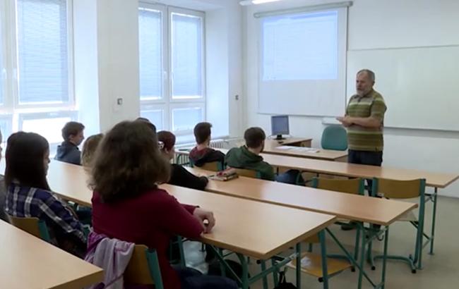 У Чехії студентів навчають розпізнавати кремлівську пропаганду