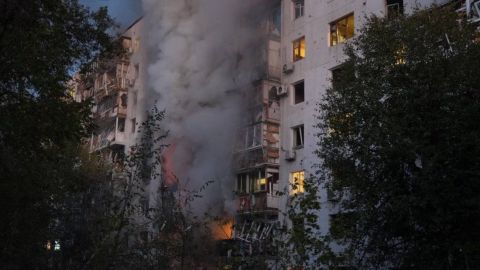 Запоріжжя під ударом РФ 28 вересня - горить будинок | РБК-Україна