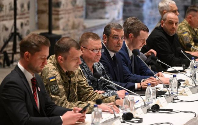 Переговоры Украины и РФ: СМИ узнали время и место встречи в Стамбуле