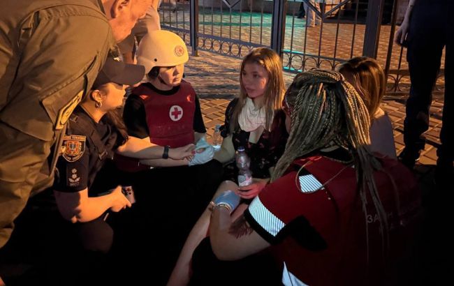 В Одессе повреждены дома и машины, есть пострадавшие: последствия обстрела РФ