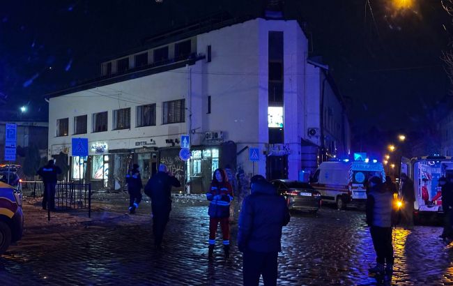 У Львові стався теракт: постраждали понад десяток людей, серед них правоохоронці