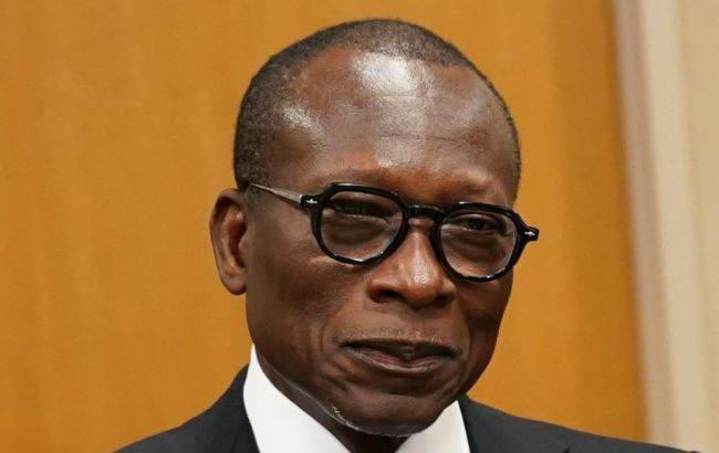 Перевороту не було? У Беніні заявили про придушення заколоту "лояльною армією"