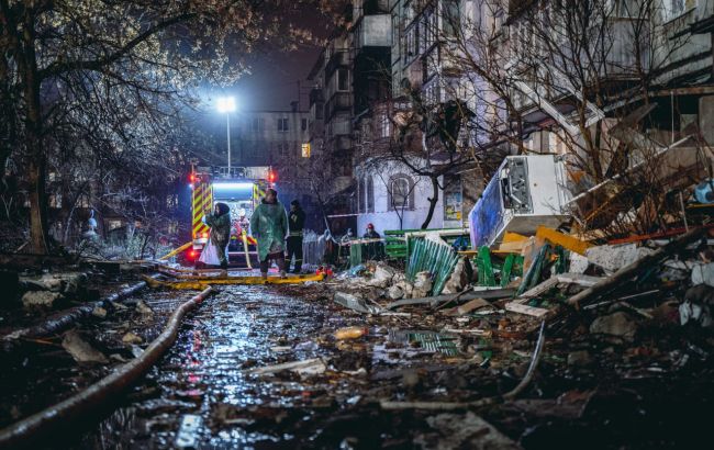 Число погибших в результате удара по дому в Полтаве достигло 10