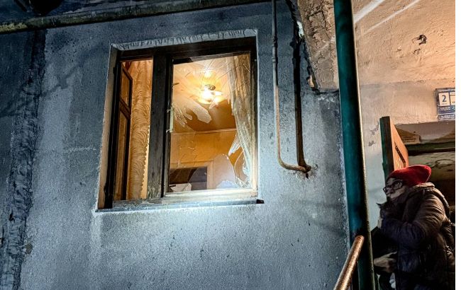 РФ атаковала дроном Сумы: в домах выбиты окна, у женщины острая реакция на стресс