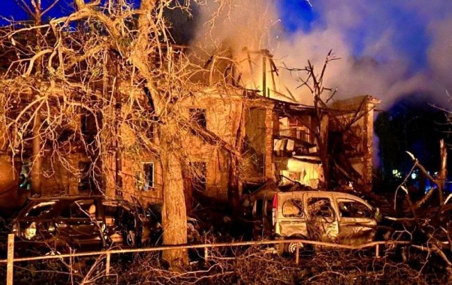 У Дніпрі зруйновано будинок, понад десяток постраждалих і жертви