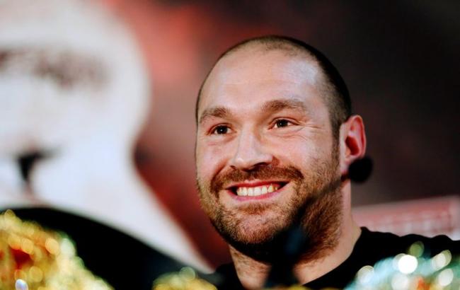 Ф'юрі пообіцяв подарувати Кличко вишиванку перед боєм