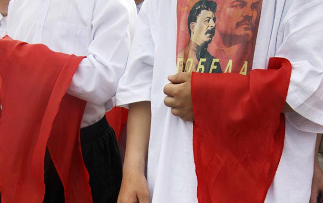 "Души прекрасные порывы": боевики на Донбассе призывают детей и молодежь воспевать войну