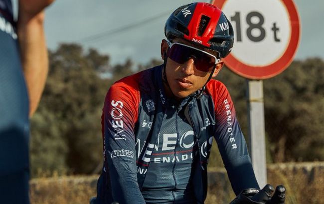 Чемпион Тур де Франс Берналь серьезно пострадал в аварии, у него сломаны позвонки