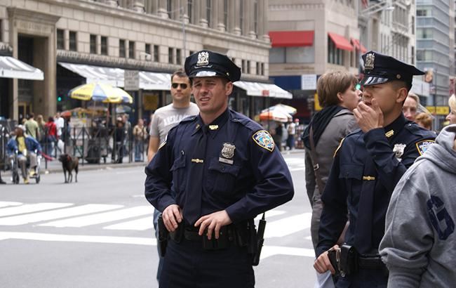 В Нью-Йорке более тысячи полицейских заразились коронавирусом