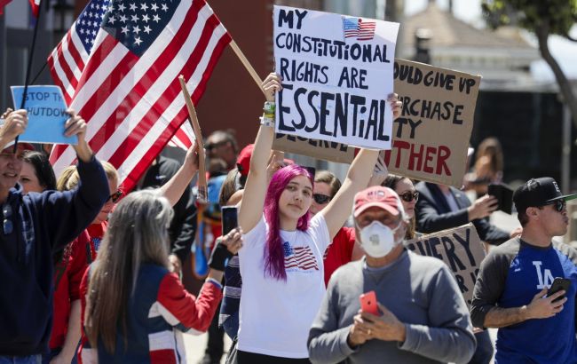 Заворушення в США: комендантську годину ввели у 25 містах