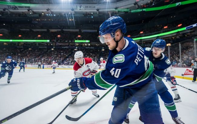 Центрфорвард "Ванкувера" з переможною шайбою став першою зіркою вечора НХЛ: відео