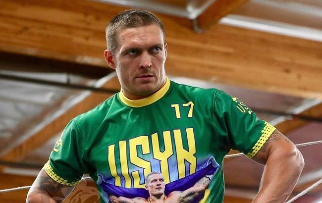 Промоутер Усика рассказал про потенциальный титульный бой украинца